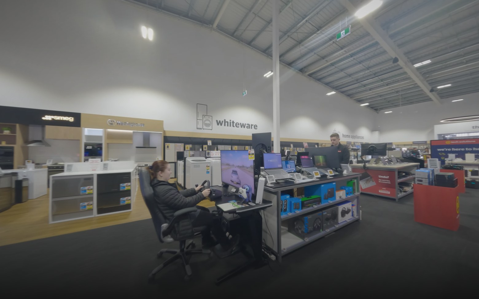 Noel Leeming - retail drone video by Thiago Amaral, New Zealand